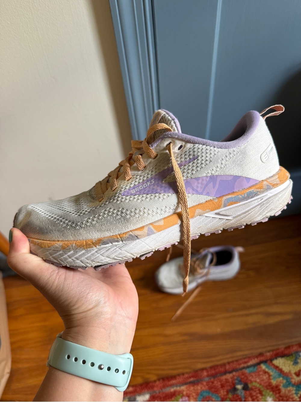 Brooks Women's Running Sneaker — Lavender & Tan Accents